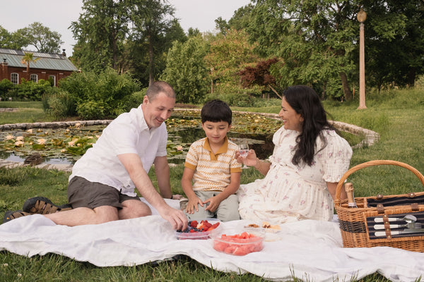 Summer Picnics with Kinnari