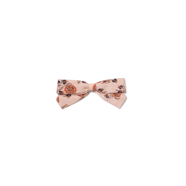 SMALL BOW, WINTER BERRY