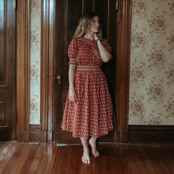 WOMEN'S ELEANOR DRESS, RED BLOCK PRINT